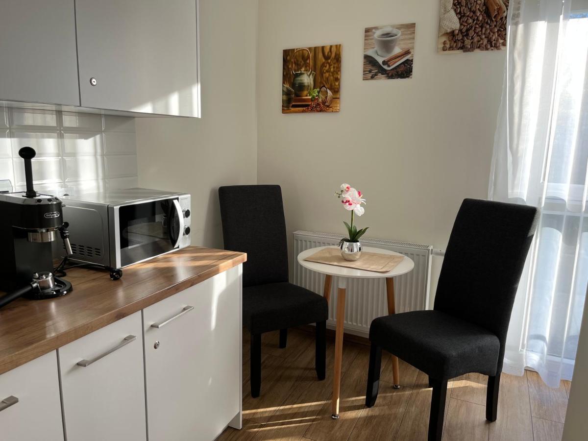 Apartamenty Kielce-Apartament Przy Lesie, Parking, F Vat ภายนอก รูปภาพ