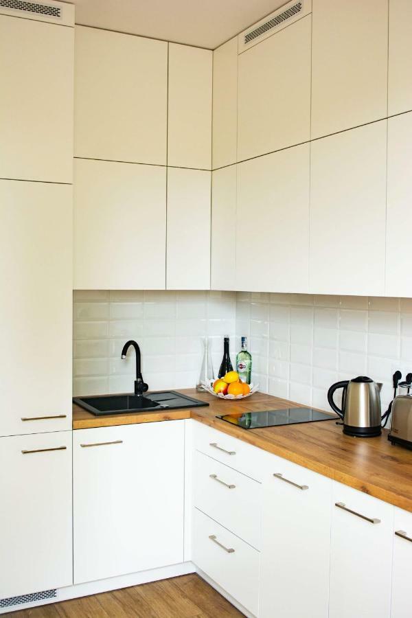 Apartamenty Kielce-Apartament Przy Lesie, Parking, F Vat ภายนอก รูปภาพ
